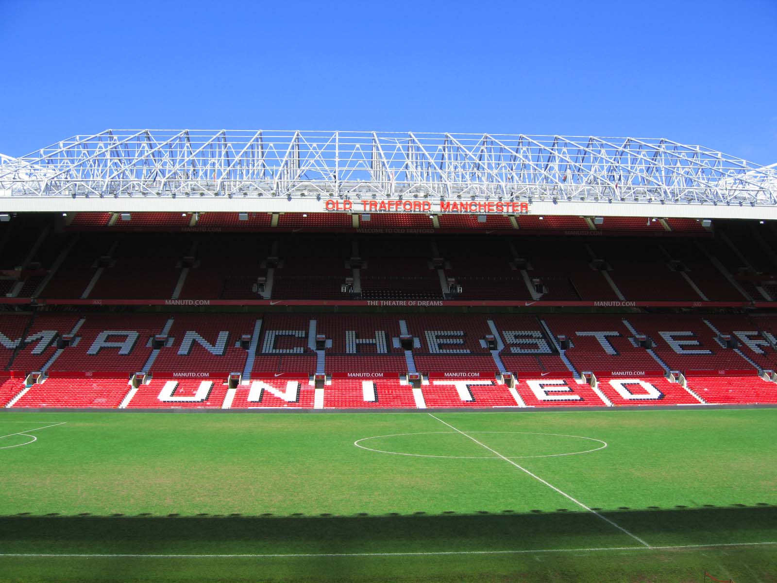 Manchester United: One of the most successful football clubs in history, with a rich legacy and storied past. Feast your eyes on the image we\'ve got for you, and get a glimpse of the power and glory that is Manchester United.