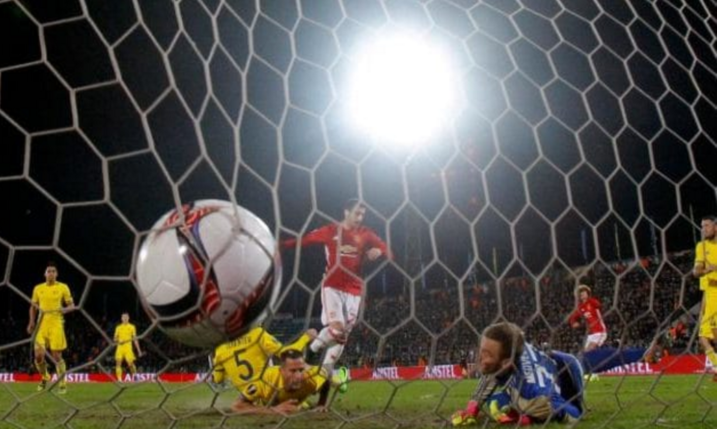 Henrik Mkhitaryan's goal gave Man United an advantage despite FC Rostov's equalizer on a less than playable pitch