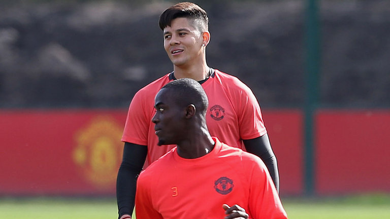 Image result for bailly rojo