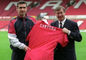 Man Utd Channel on X: Gregory van der Wiel wearing an old school Cantona  shirt. 😎🔴  / X