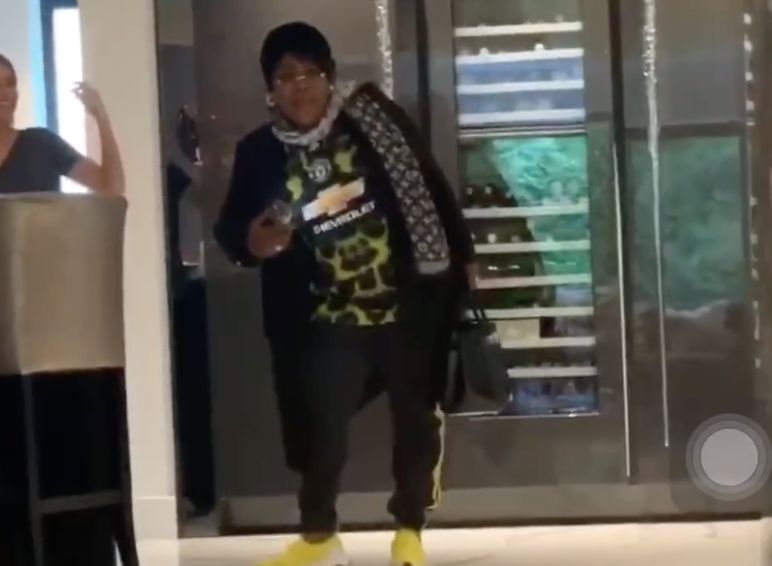 Video: Paul Pogba's mother wearing limited edition Man Utd shirt