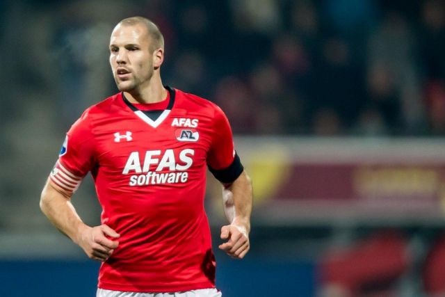 AZ Alkmaar defender Ron Vlaar: I played against better Man Utd teams