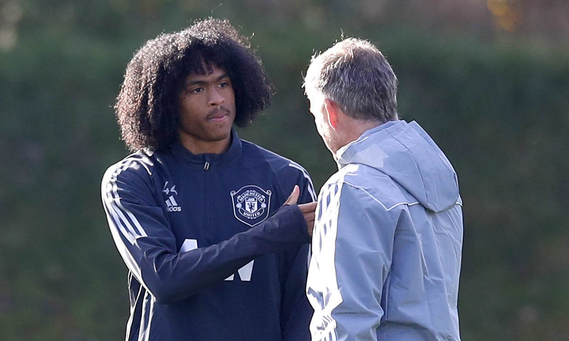 Tahith Chong has 'decided' not to sign new Man Utd deal
