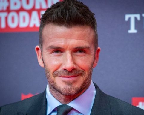 Photo: David Beckham surprises Liverpool fan with cancer in selfless act