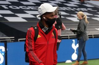 Photos Solskjaer Man Utd Players Arrive Wearing Masks Vs Tottenham