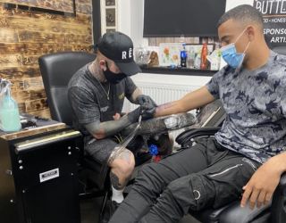 Photos Greenwood Shows Off New Tattoo After Session With Leading Artist