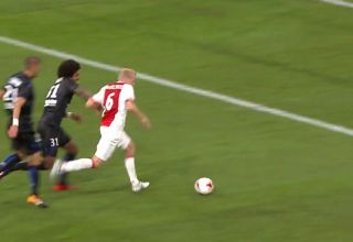 Video Donny Van De Beek S Complete Ajax Goal Collection