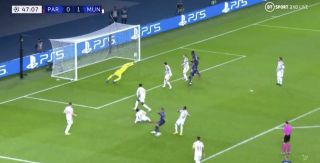 (Video) David De Gea makes stunning diving save to deny Kylian Mbappe