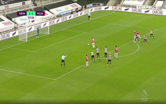 Video - Fernandes misses penalty against Newcastle