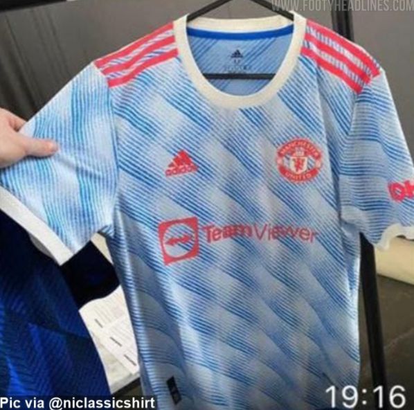 Man utd hotsell blue shirt