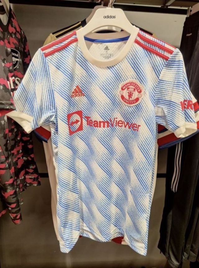 Manchester united new kits sales 2021