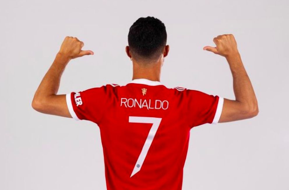 Cristiano Ronaldo breaks another record with shirt sales after