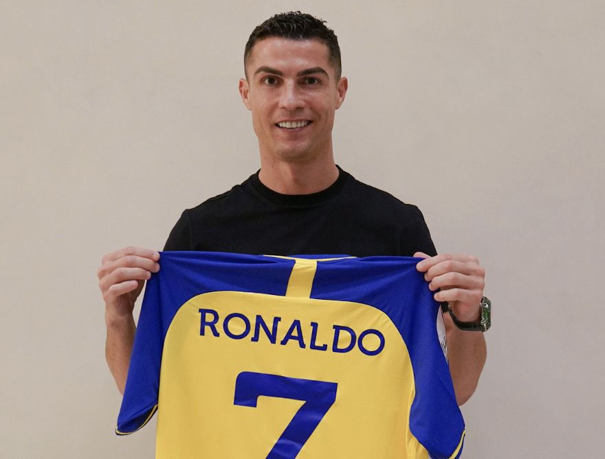 Cristiano Ronaldo sparks 'contract breach' speculation as Al Nassr thrashed  5-0 - Mirror Online