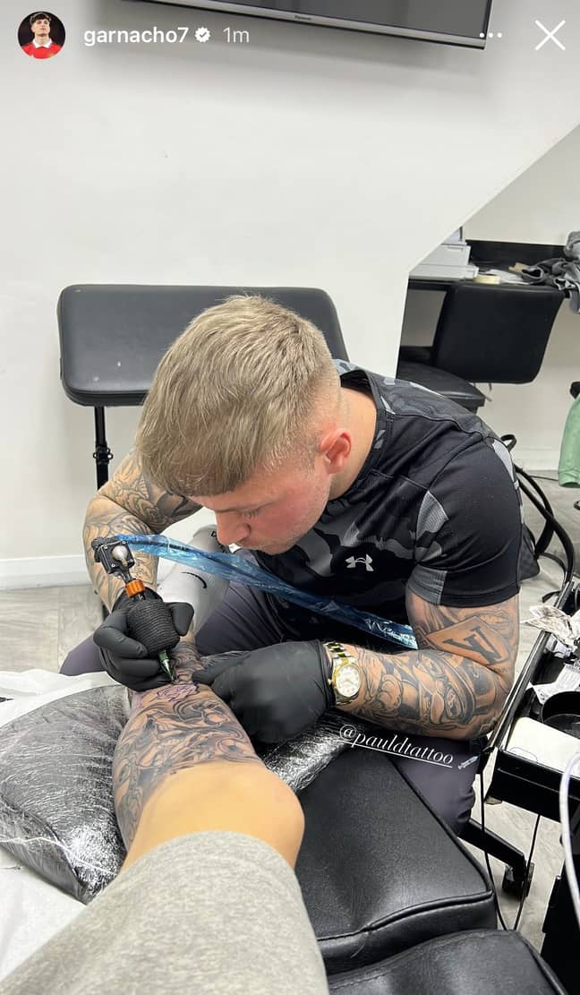 Manchester United wonderkid Garnacho showcases new tattoo with special  inscription - Pulse Sports Nigeria