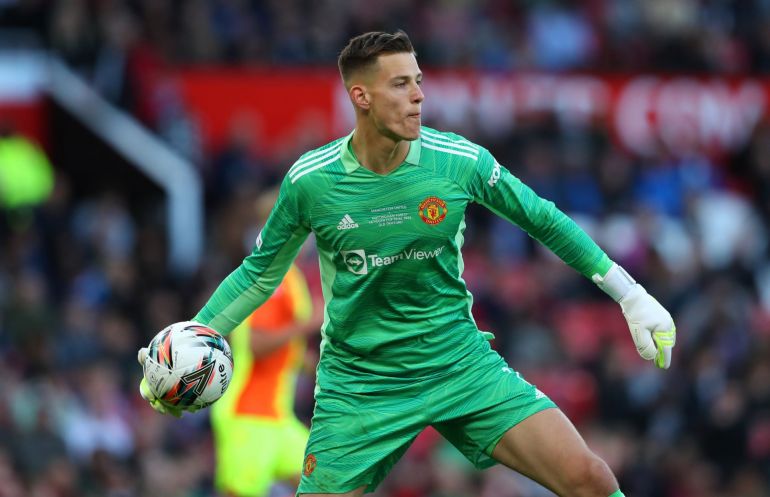 Young Manchester United goalkeeper Radek Vitek gains experience training with the first team