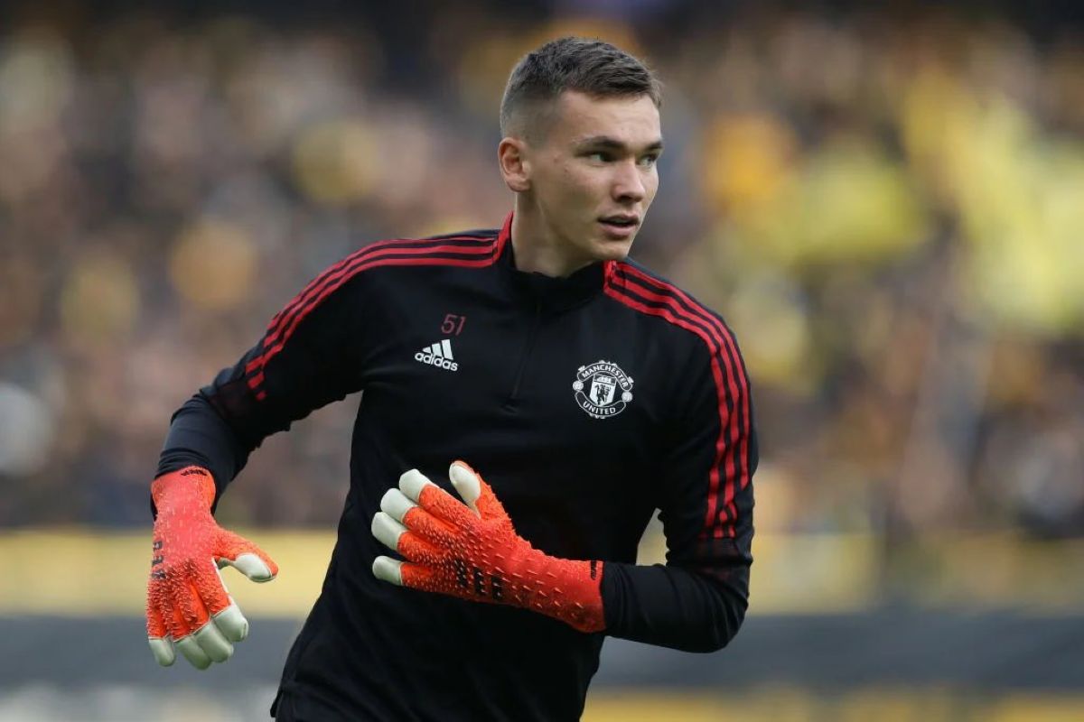 Journalist reveals reason why Matej Kovar was omitted from United's  pre-season tour of US