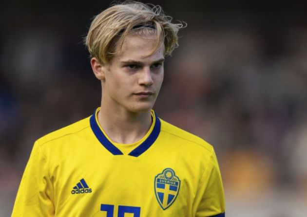 Manchester United Face Competition For Swedish Starlet Lucas Bergvall