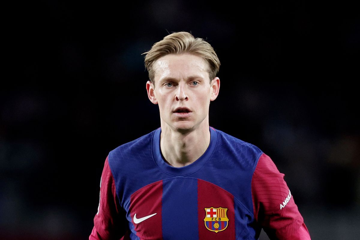 ‘Negotiations ongoing’ between United and Barcelona for De Jong, says ...