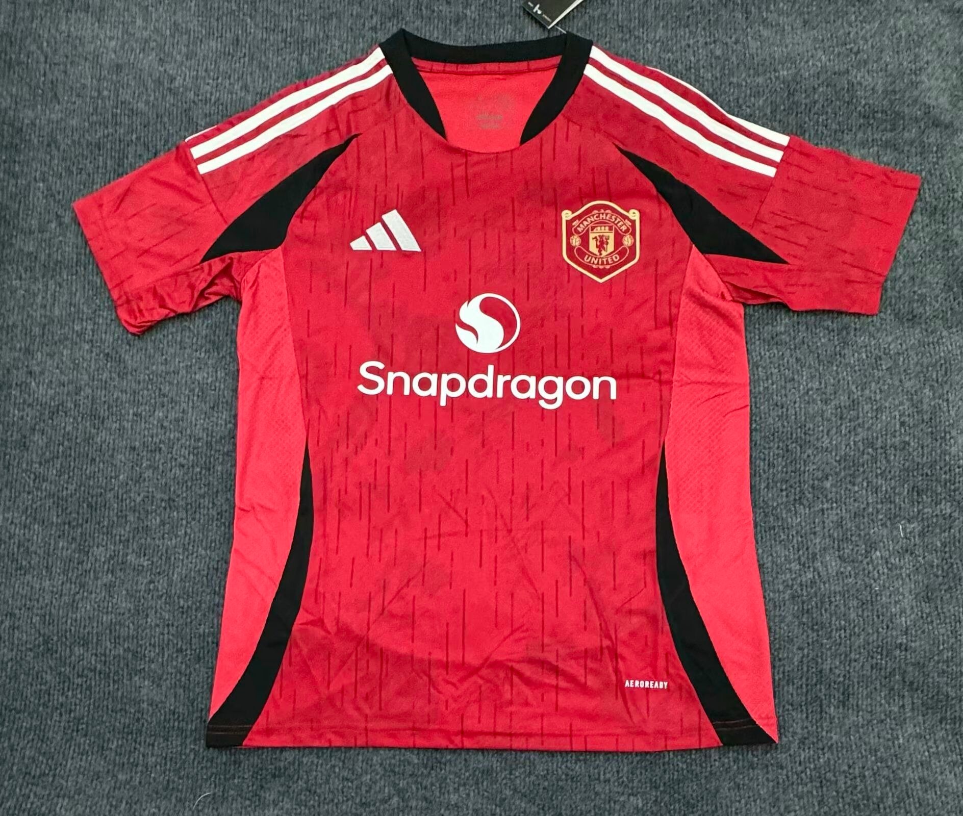 Photo Manchester United s Leaked Home Shirt For 2024 2025 Campaign