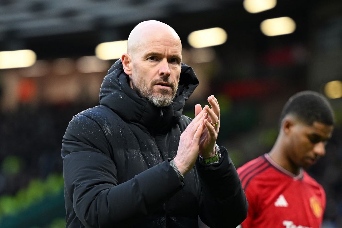 Peter Schmeichel Baffled By This Erik Ten Hag Decision In Manchester Derby