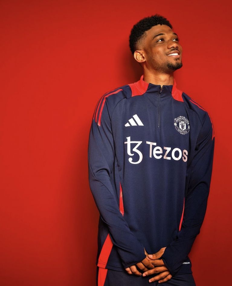 Photos Manchester United Players Showcase 2024 2025 Training Range