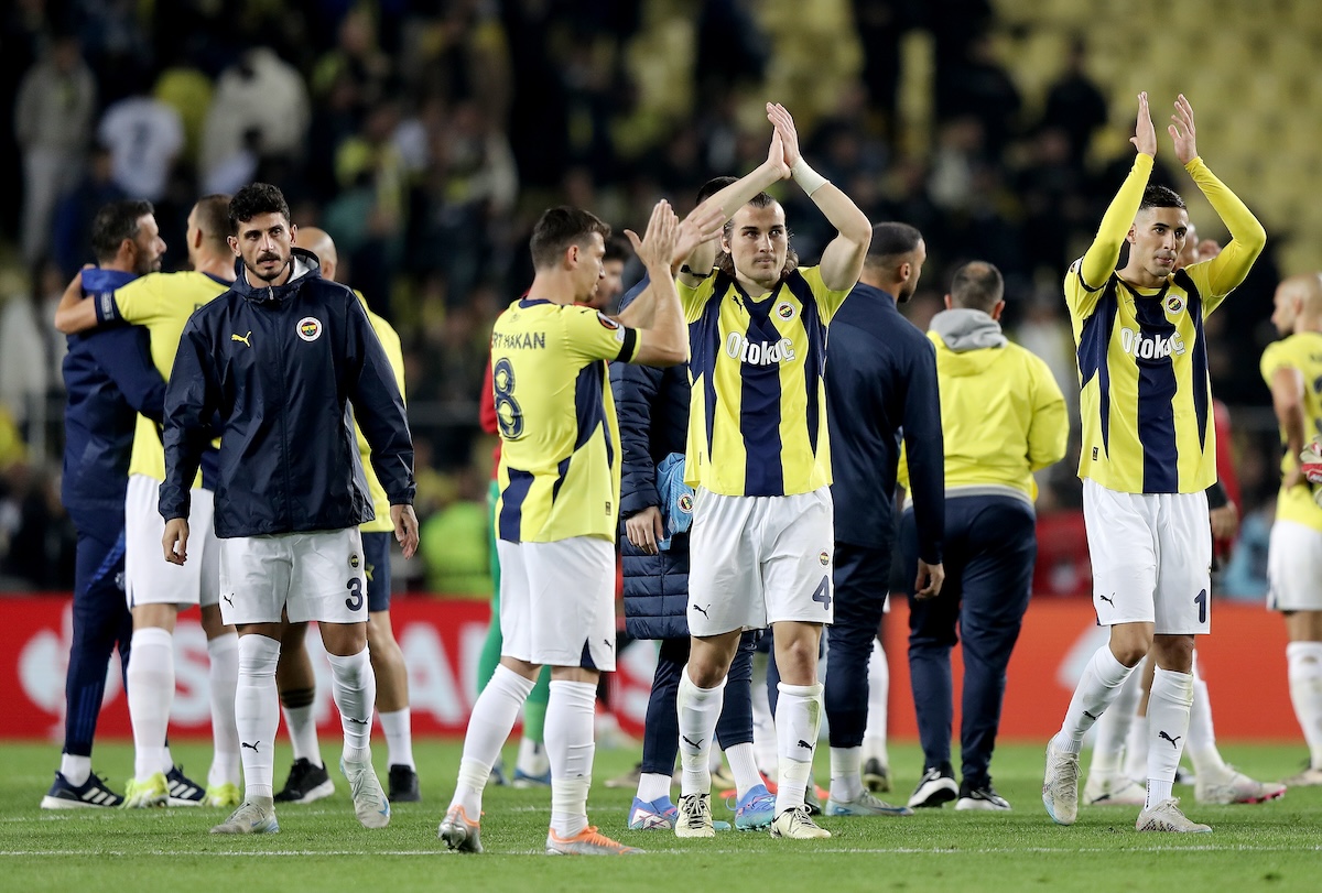 Fenerbahce fought hard for a draw against Manchester United