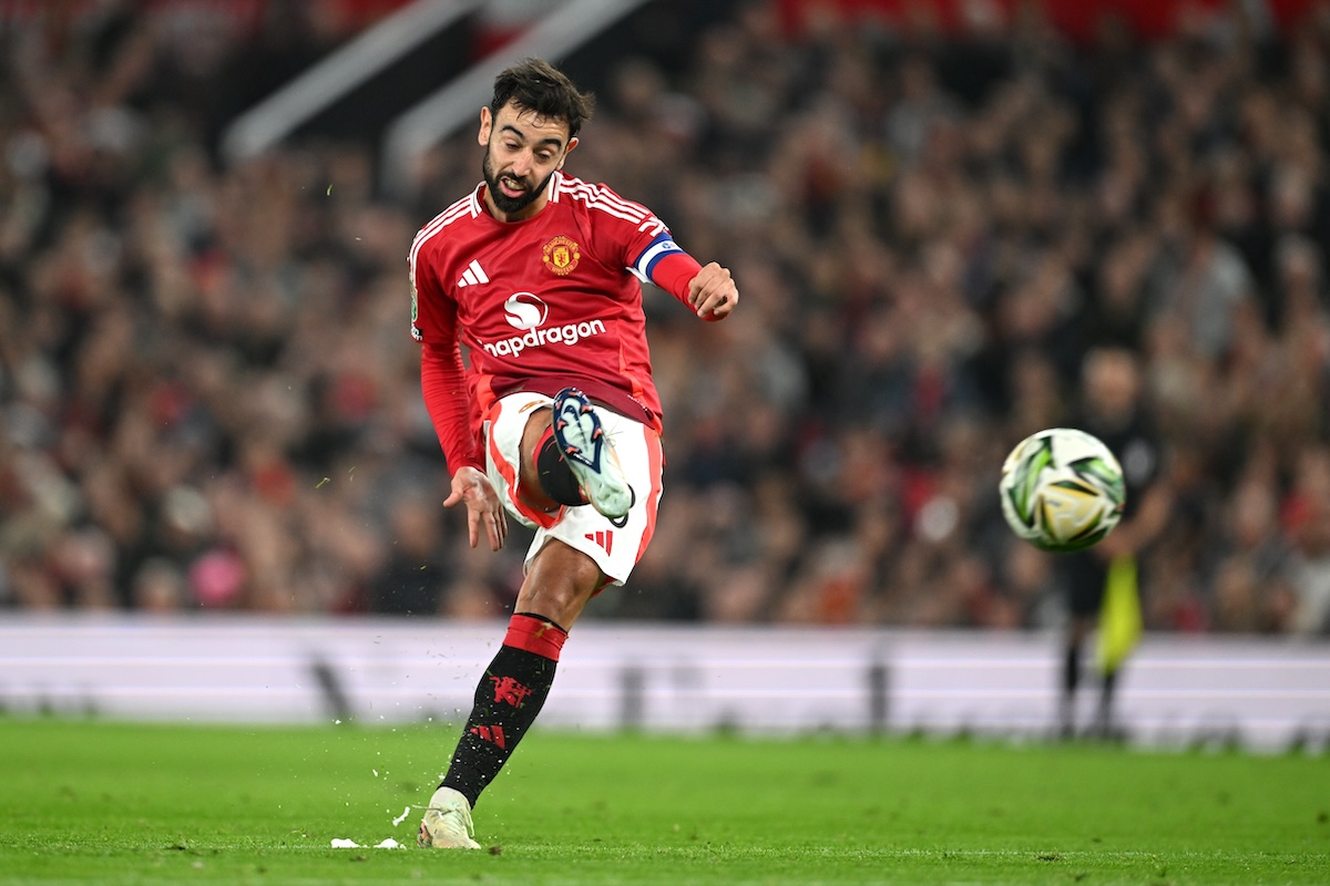 Bruno Fernandes scores a free-kick against Leicester City