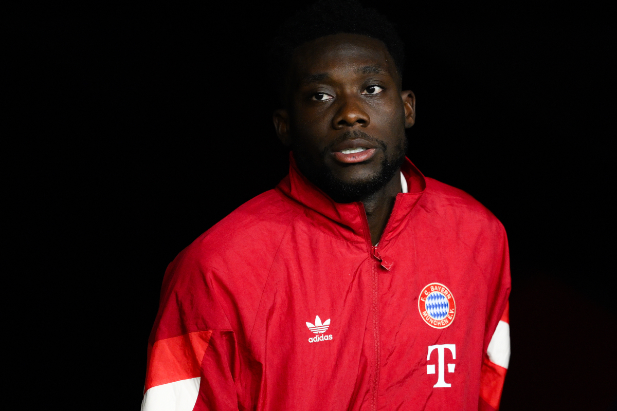 Alphonso Davies remans firmly on Man United’s radar.