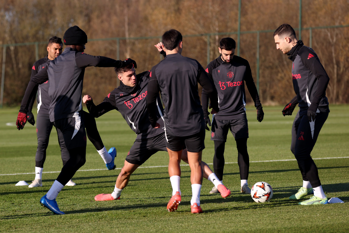 Manchester United players train at Carringon with Ruben Amorim.