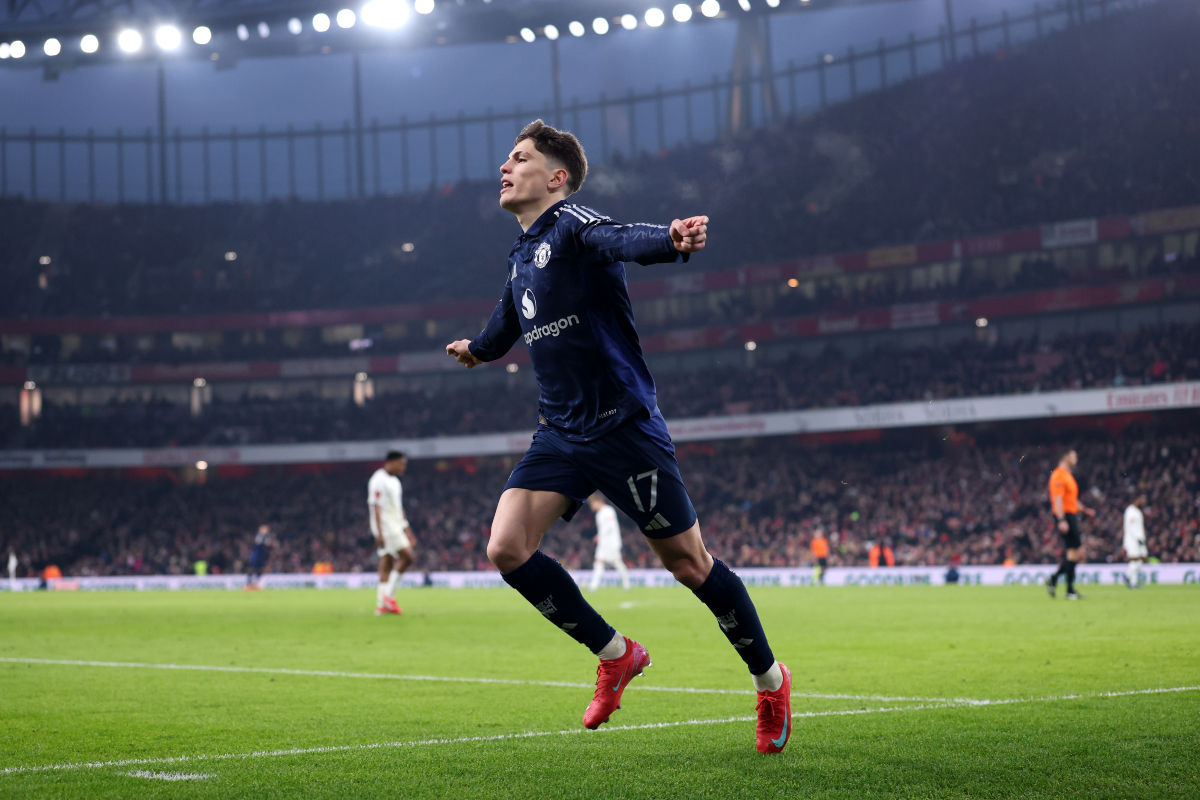 Alejandro Garnacho celebrates after assisting Bruno Fernandes vs Arsenal. 