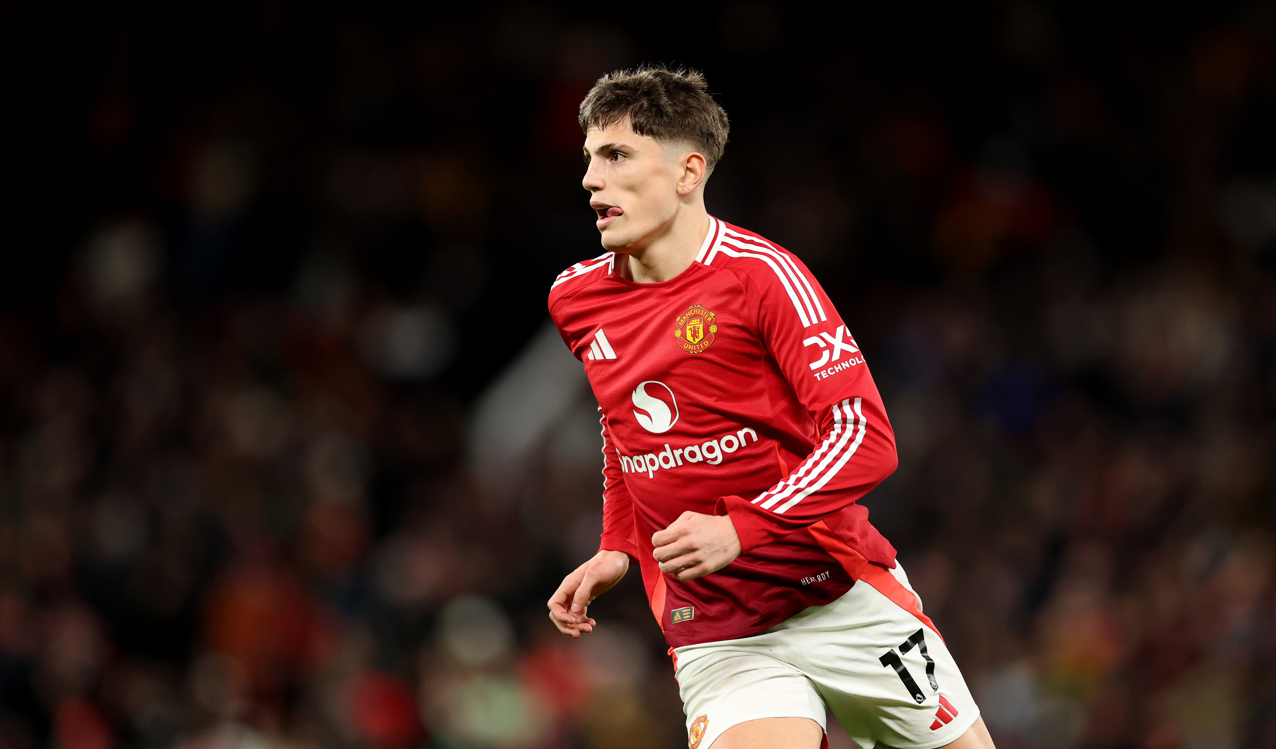 Alejandro Garnacho in action for Man United at Old Trafford.