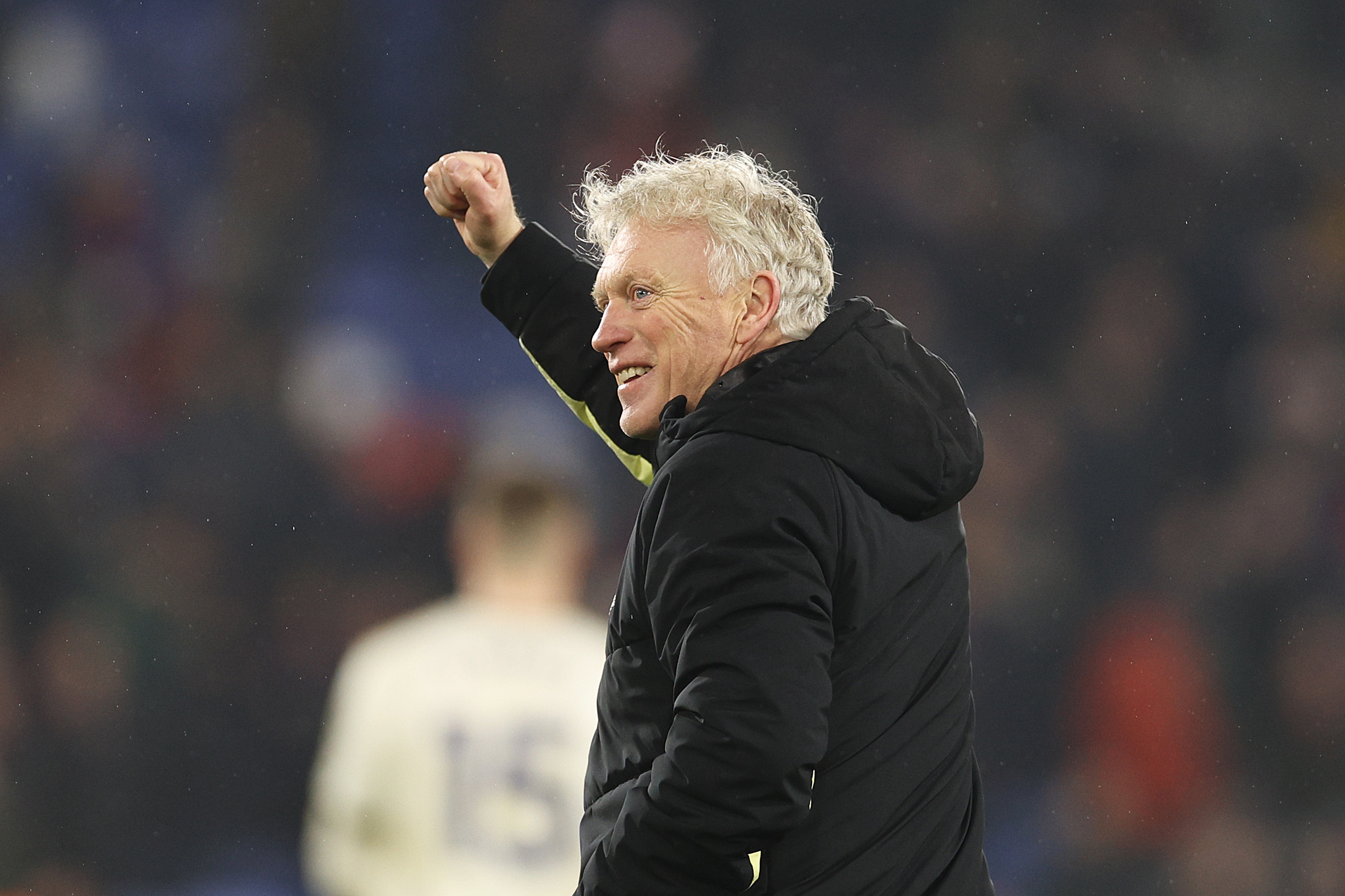 David Moyes celebrates with the Everton fans after beating Crystal Palace 2-1 at Selhurst Park.