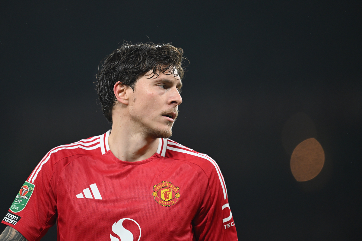 MANCHESTER, ENGLAND - OCTOBER 30: Victor Lindelof of Manchester United looks on during the Carabao Cup Fourth Round match between Manchester United and Leicester City   at Old Trafford on October 30, 2024 in Manchester, England