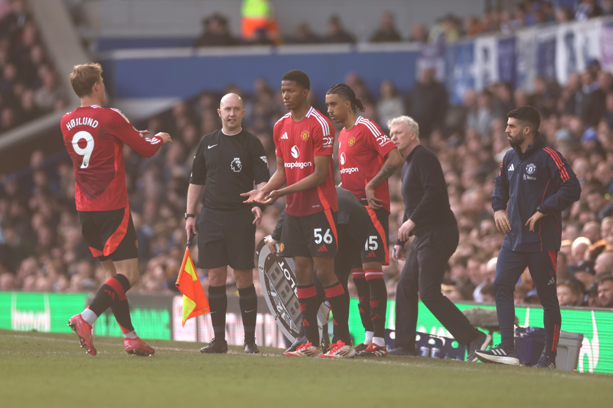 Chido Obi replaces Rasmsu Hojlund against Everton at Goodison Park.