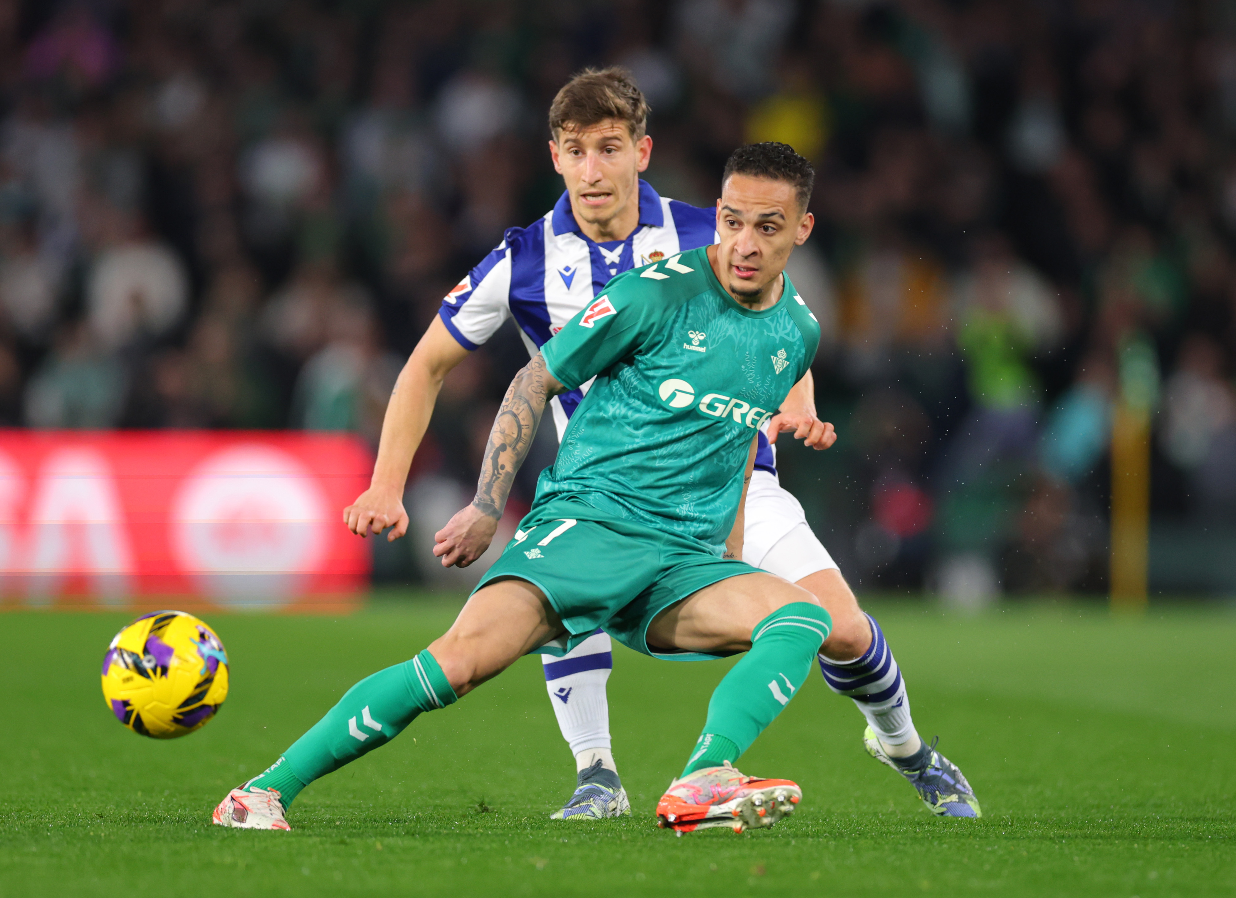 Antony plays the ball while in action for Real Betis.