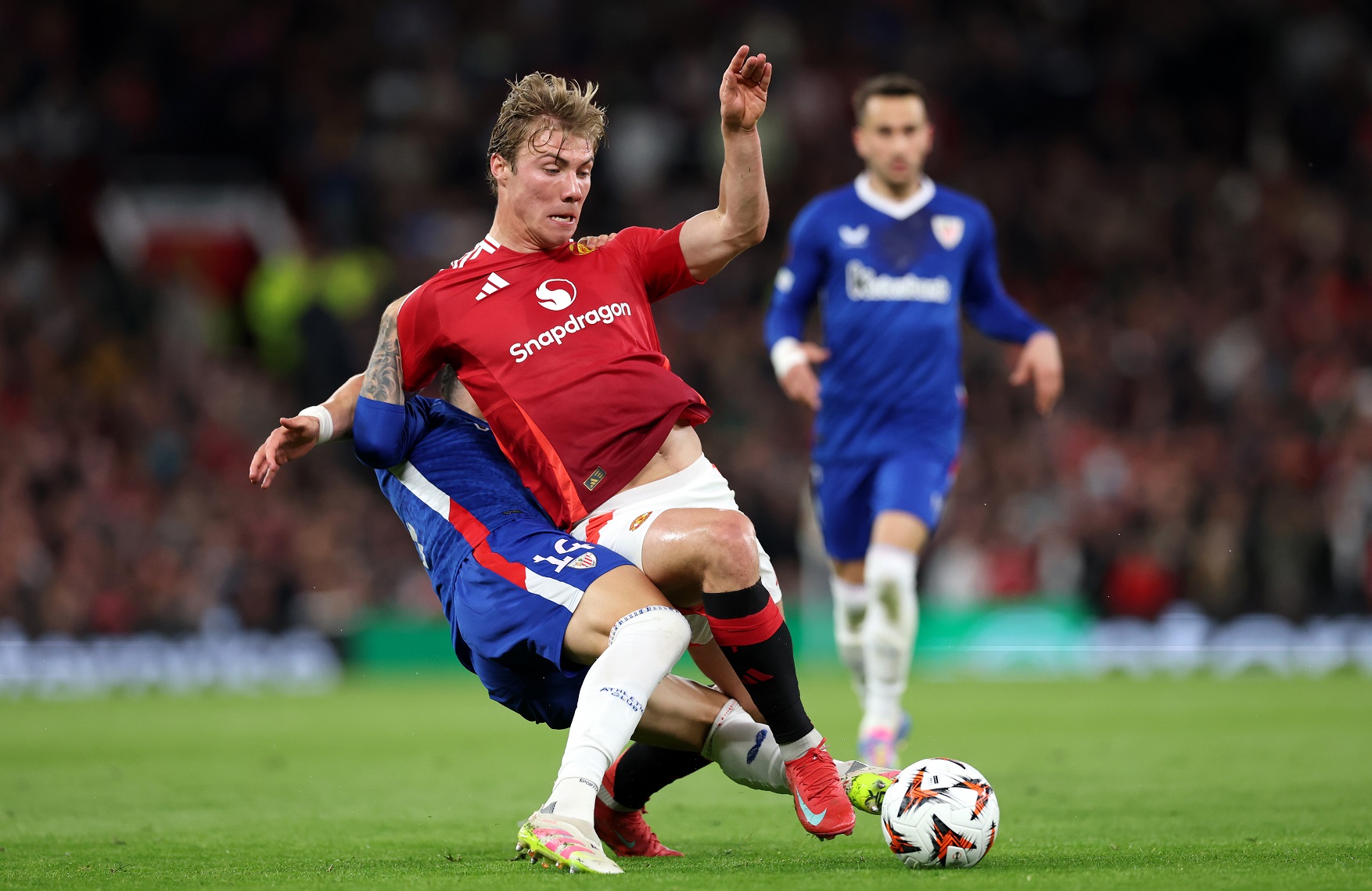Rasmus Hojlund in action for Man United