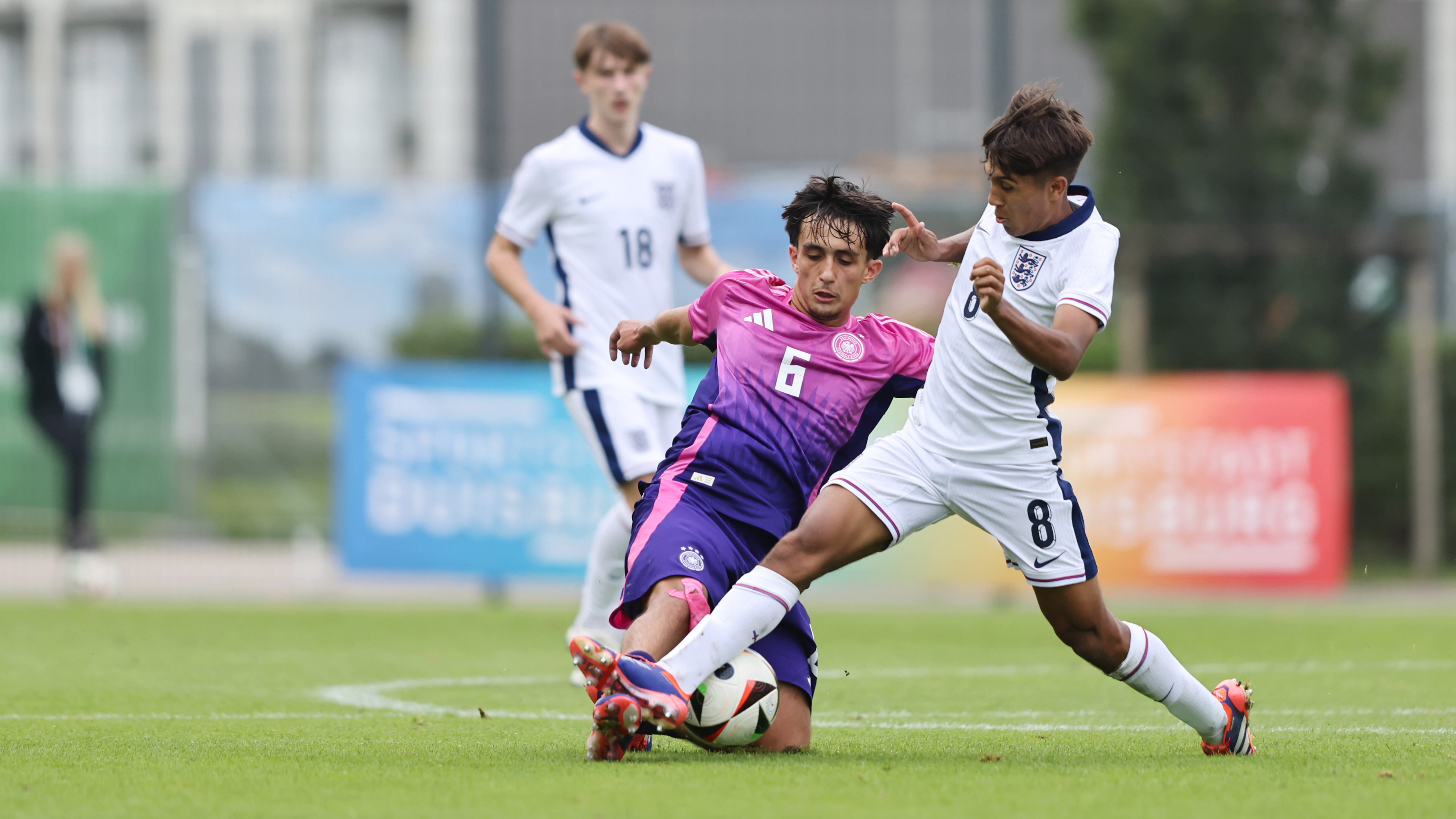 Seth Ridgeon in action for England U17
