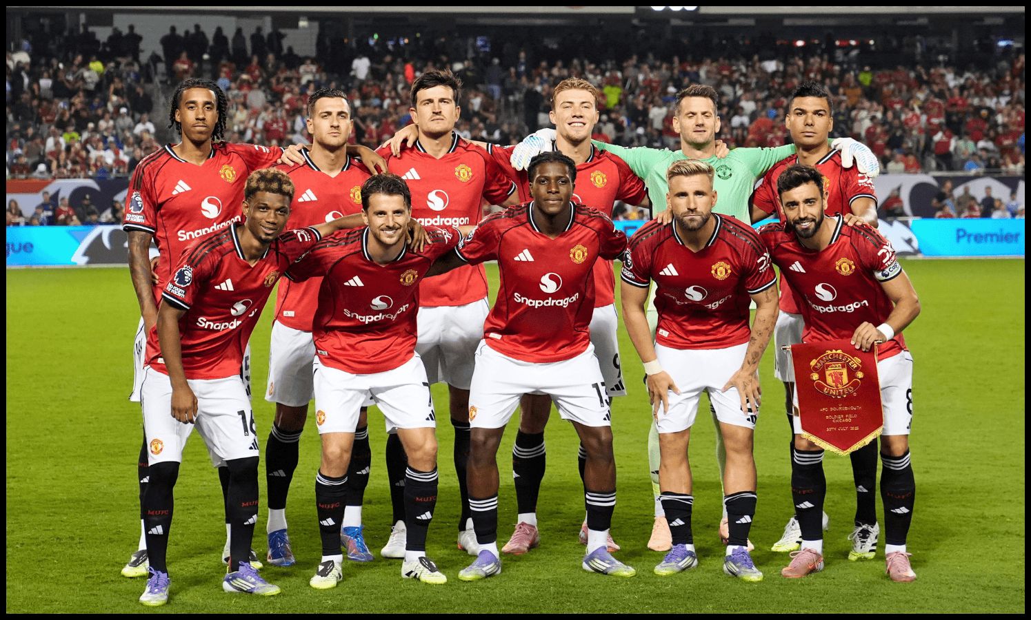 Man United players smile for a pre-match picture.
