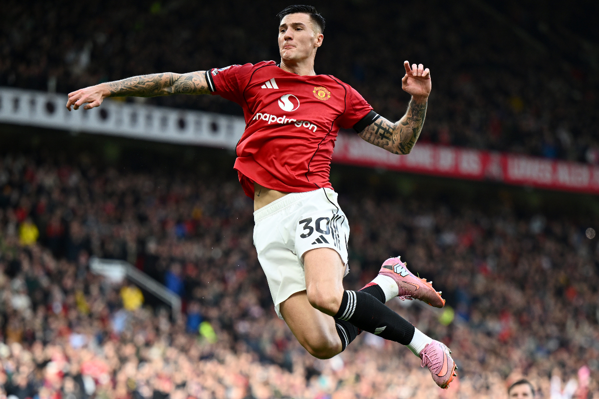Benjamin Sesko celebrates after scoring for Man United vs Sunderland.