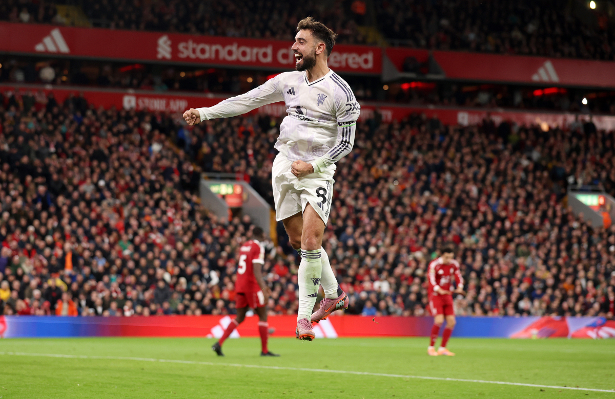 Bruno Fernandes celebrates at Anfield.