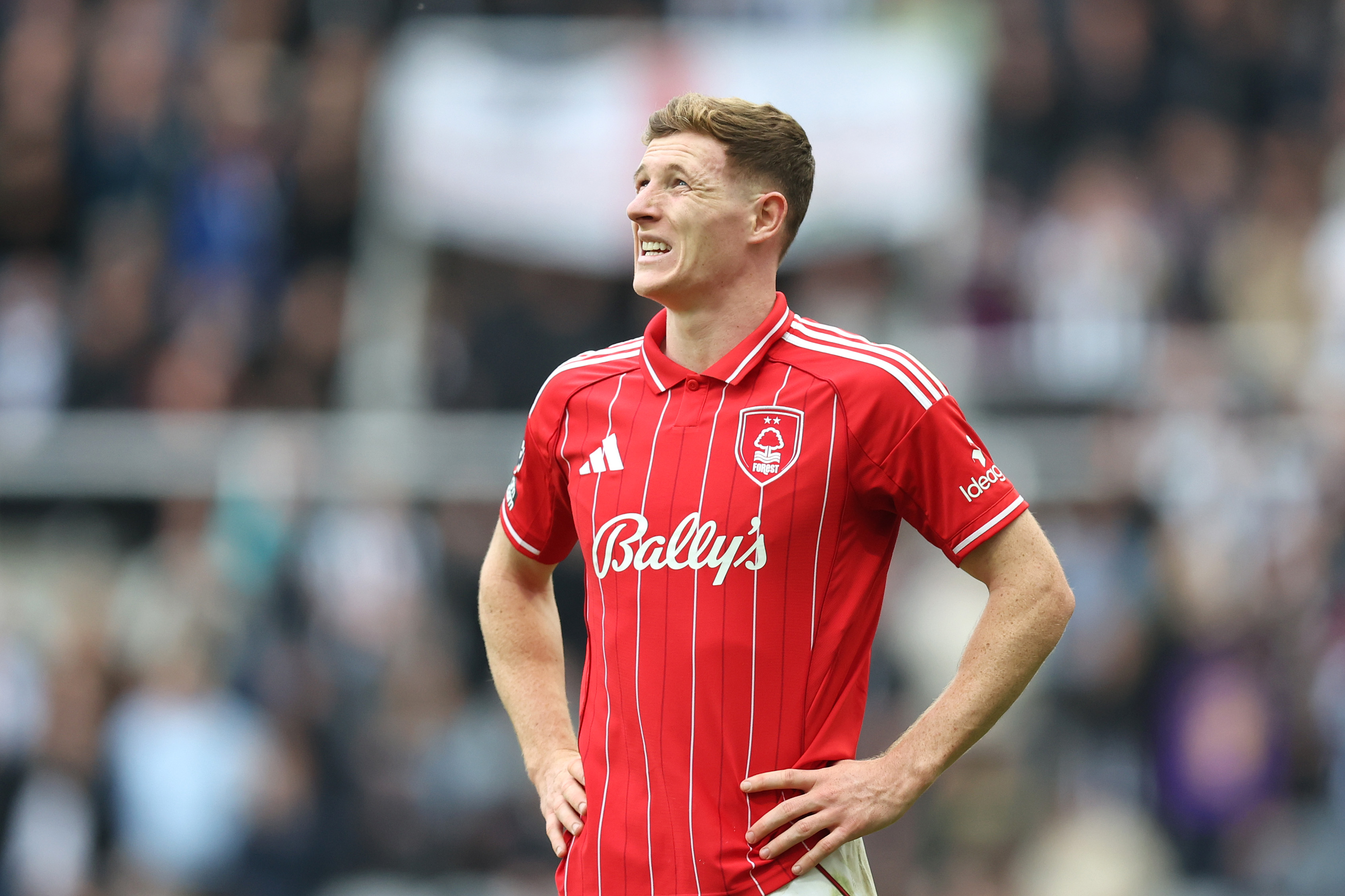 Elliot Anderson in action for Forest