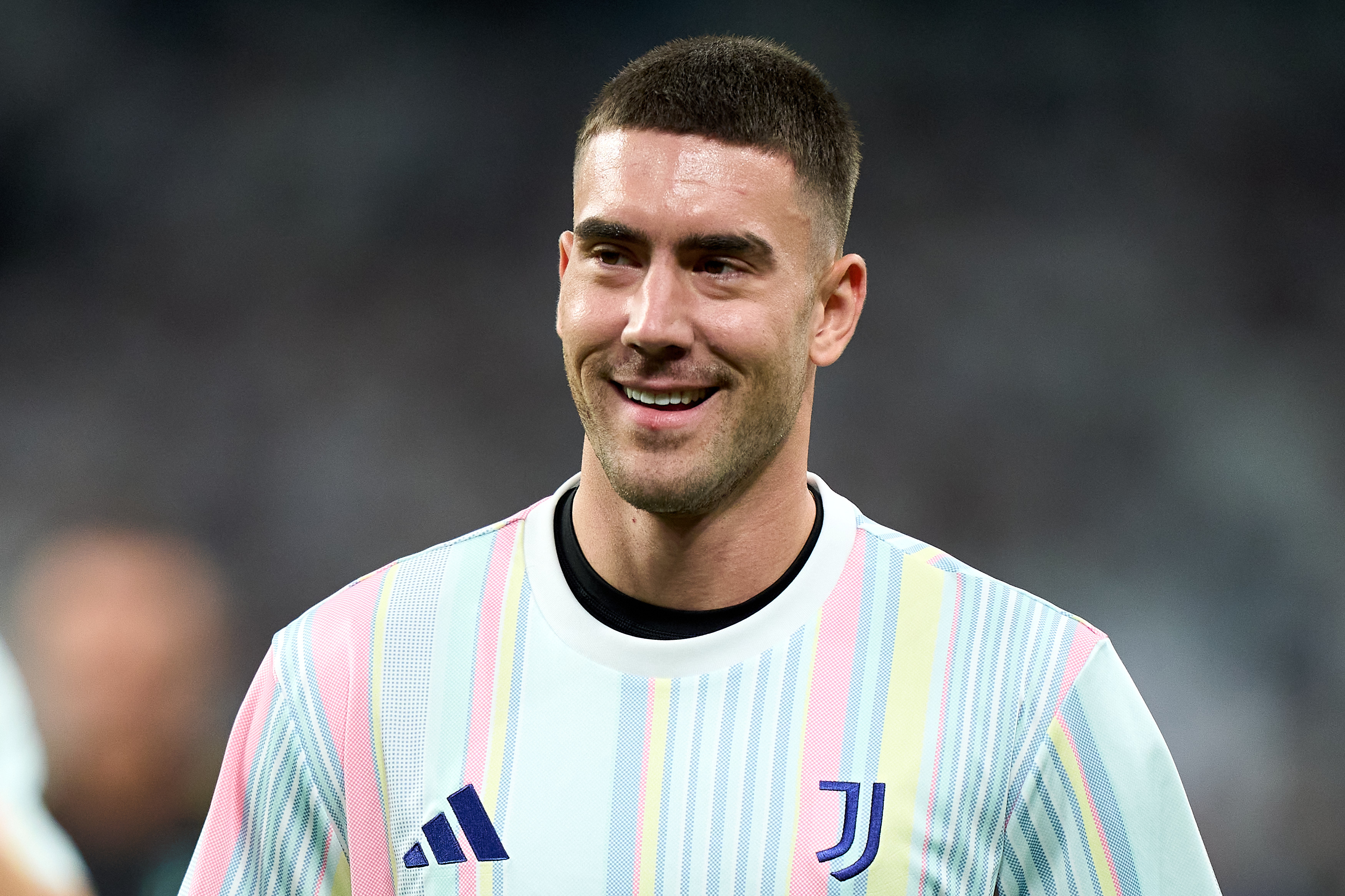 Dusan Vlahovic smiling during warm-ups