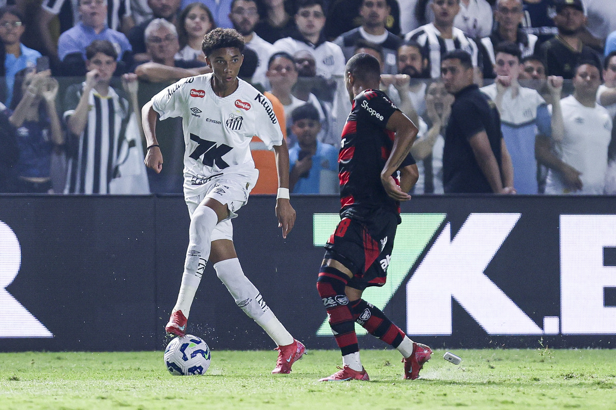 Robinho Junior in action for Santos