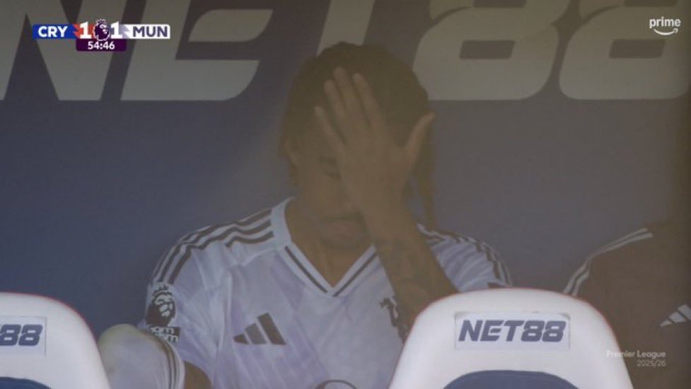 Leny Yoro puts a hand to his head after making a costly error against Crystal Palace.