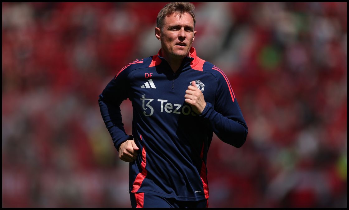 Darren Fletcher running