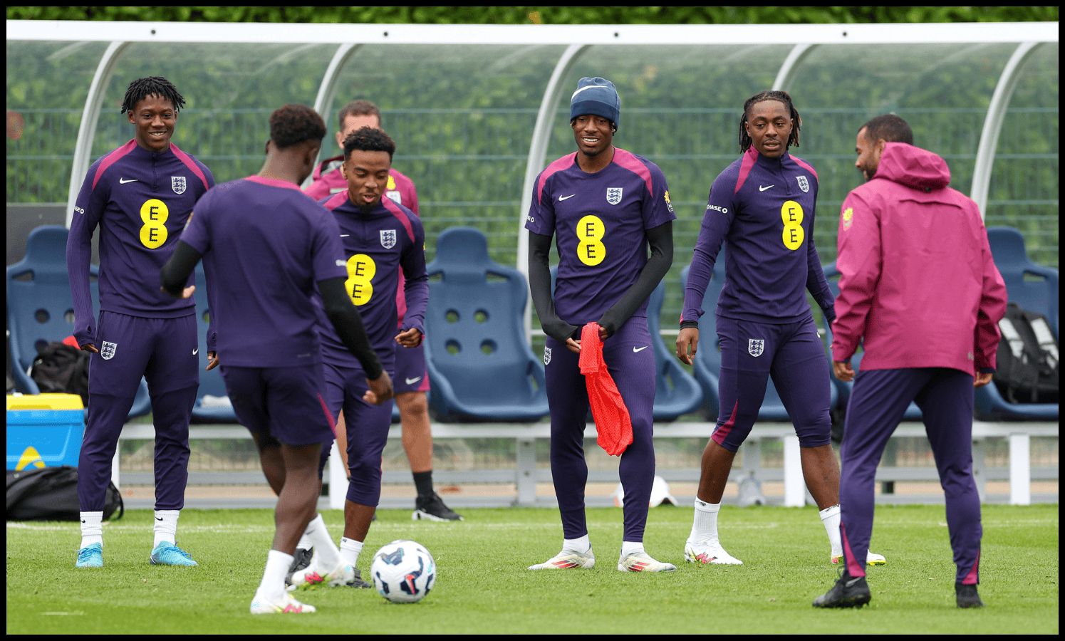 History-making ex-Man United star returns to Premier League in transfer nobody saw coming